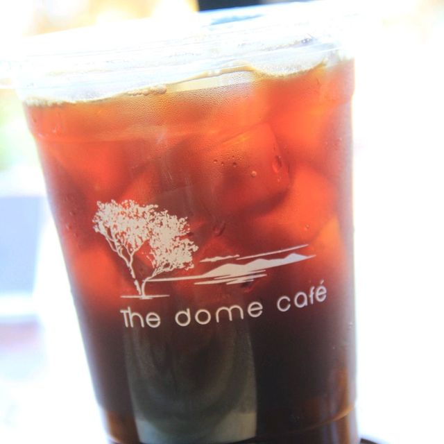 เขาทอง พูล วิลล่า กระบี่ & The dome cafe’