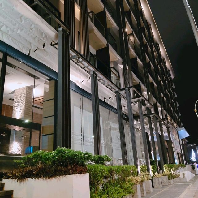 โรงแรม เดอะ มารีนา ภูเก็ต