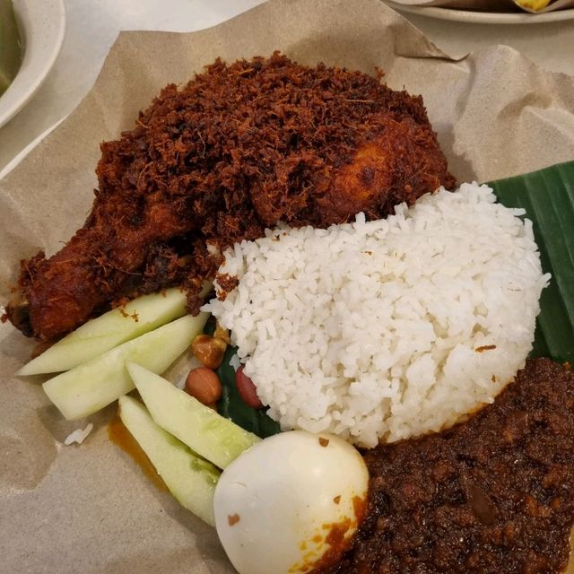 Village Park Restaurant - Famous Nasi Lemak