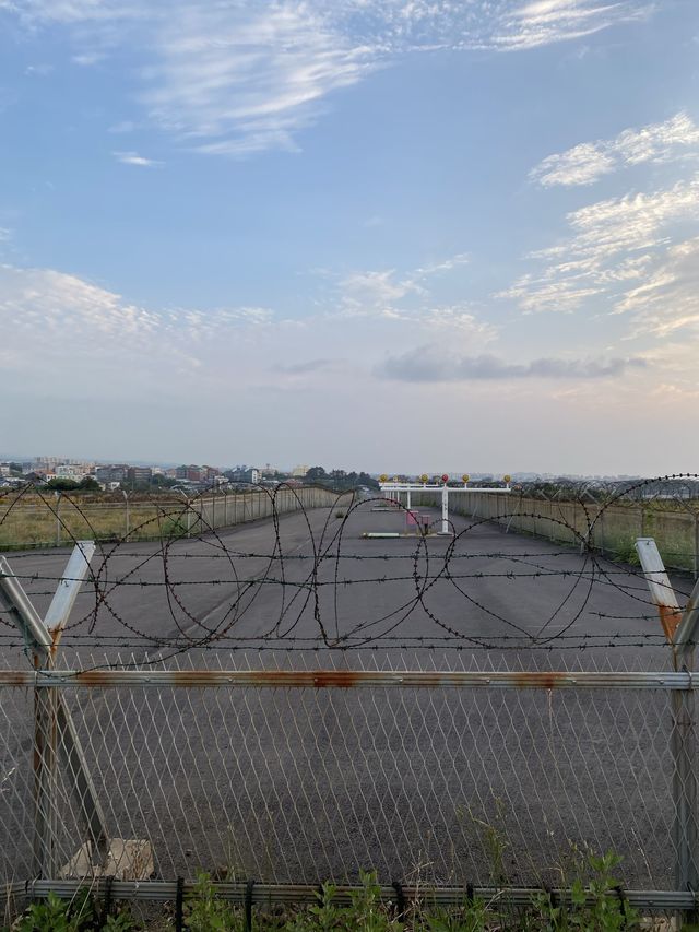[제주] 머리 위로 비행기가 슝 ✈️, 카페 그라나다