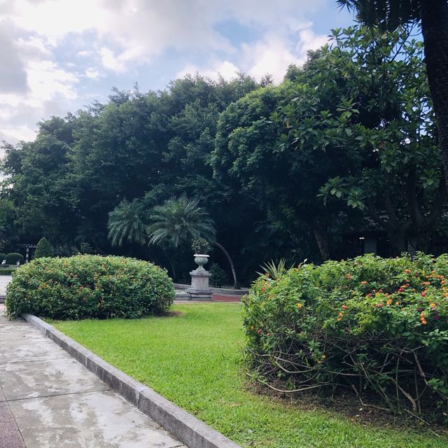 綠意盎然🌳🌿松山文創園區 Songshan Cultural and Creative Park