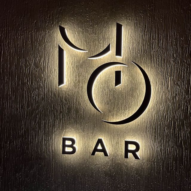 MO BAR - just elegant! 