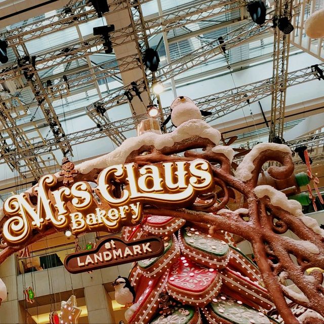 Mrs Claus Bakery at Landmark