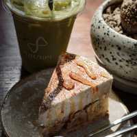 Vanvela Cafe’ & Space พัทยา