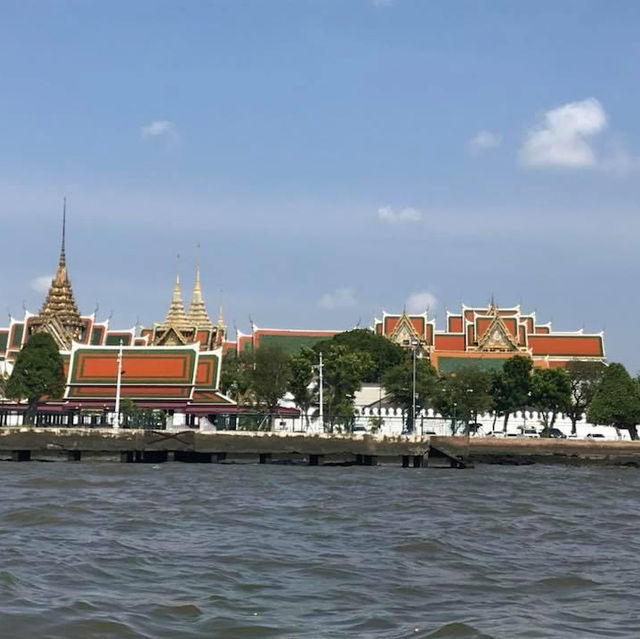 Largest Reclining Buddha Statue at Wat Pho