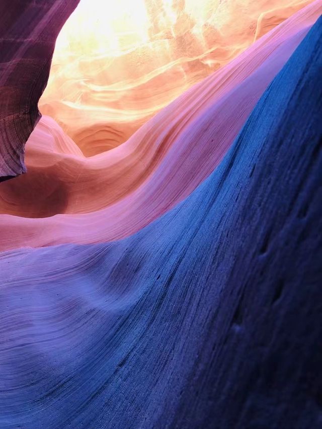 Antelope Canyon (III)