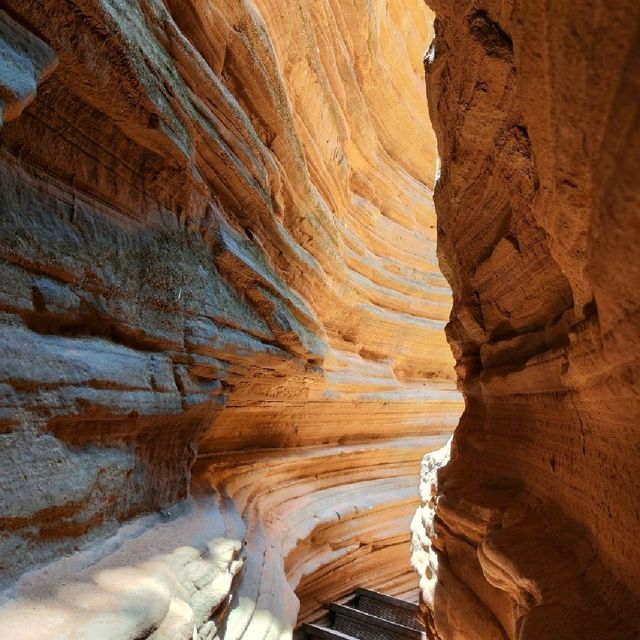 China's Antelope Canyon, WOW!