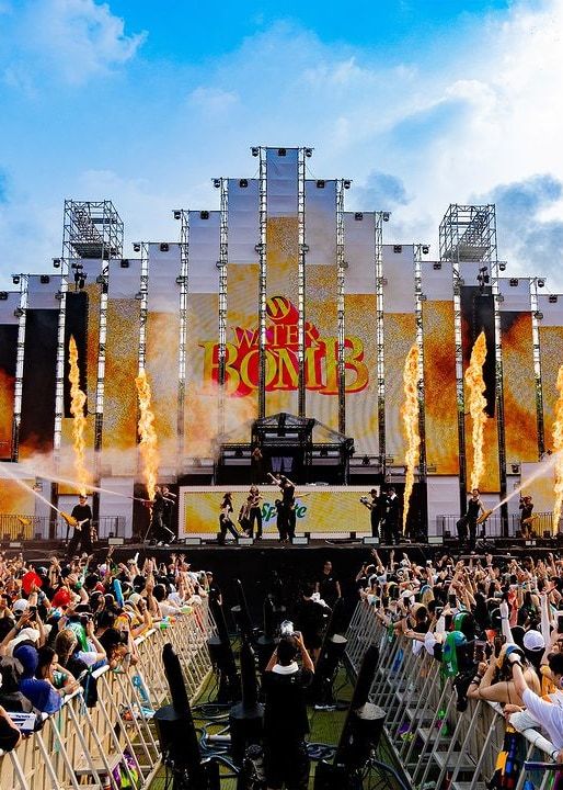 2024 WATERBOMB 音樂節香港站 | AXA x WONDERLAND 安盛x竹翠公園