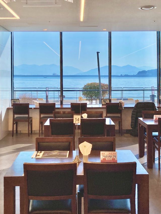 파노라마 오션뷰, 여수 바다와 함께 감성 조식🍽