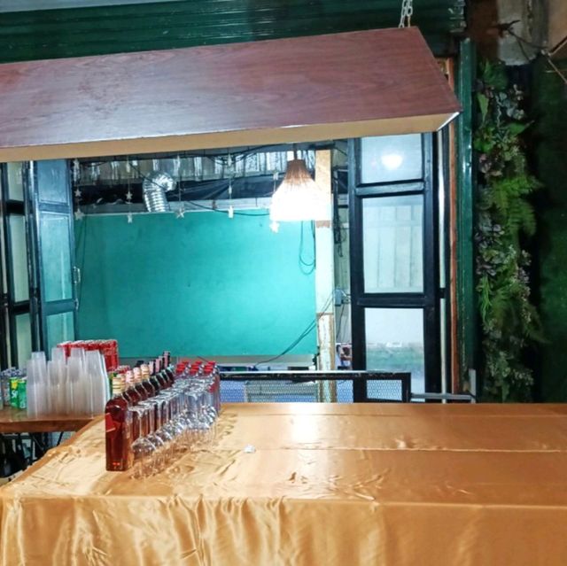 ท่องราตรีที่ Rocco Club @ถนนข้าวสาร 