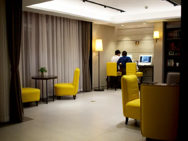 깔끔하고 친절한 상해 호텔 추천, 상해 홈인플러스 인민광장 이스트 런민로드