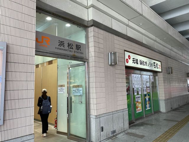 浜松駅前。『第14回やらまいかミュージックフェスティバル』で賑わう街