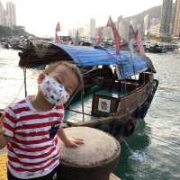 《香港仔住家艇參觀 👀+ 舢舨體驗語音導賞團🎧》