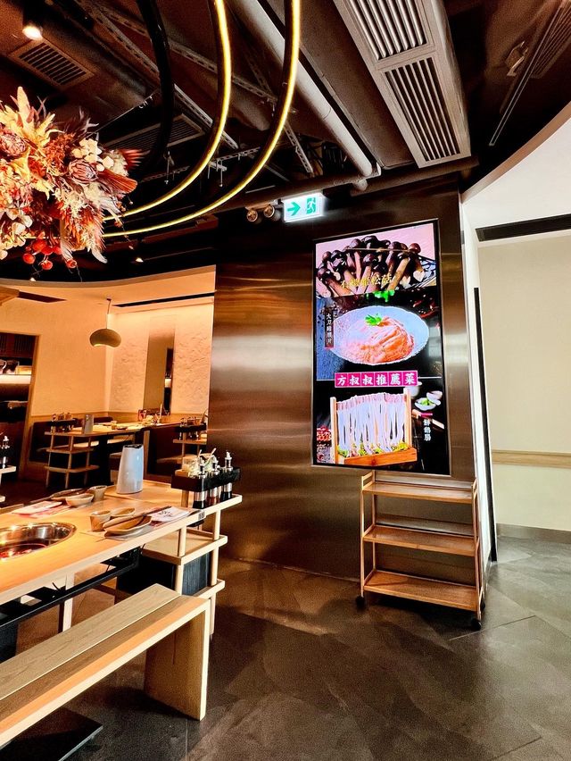 其中一間我愛吃的火鍋店❤️😋🥢