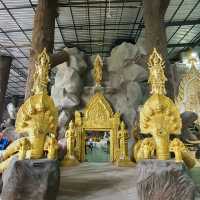 "วัดมณีวงศ์"