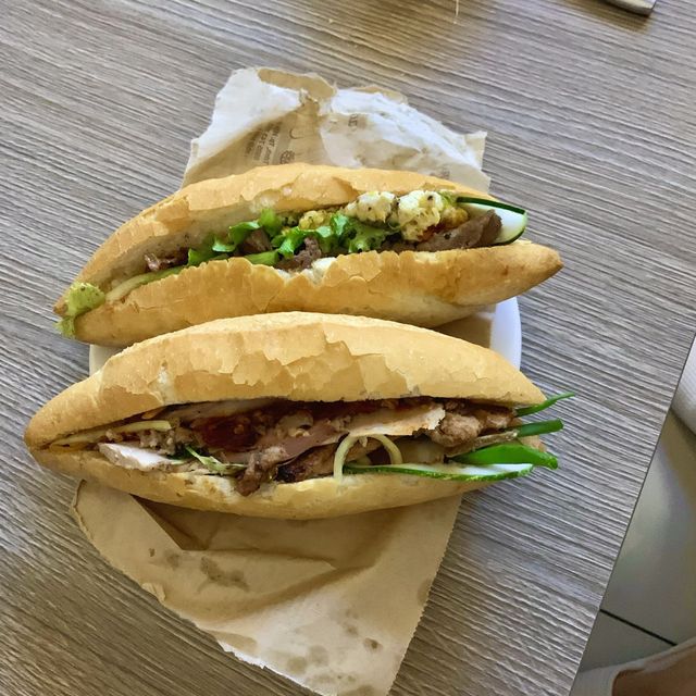 베트남 호이안 반미 찐 맛집-!