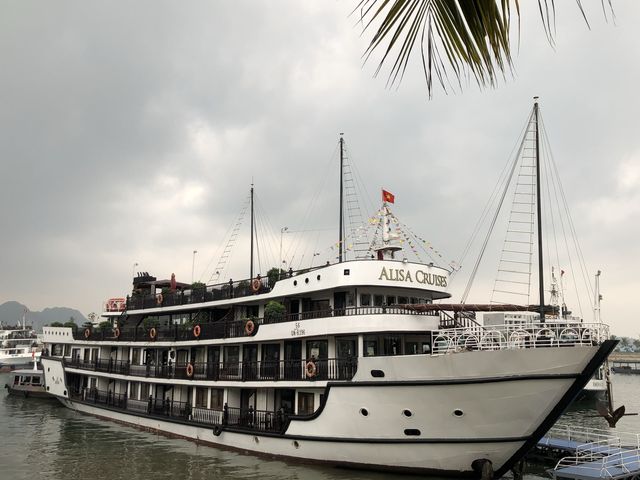 Halong Way Cruise 