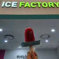 【ICE FACTORY】 天然素材 使用のアイスキャンディー屋さん
