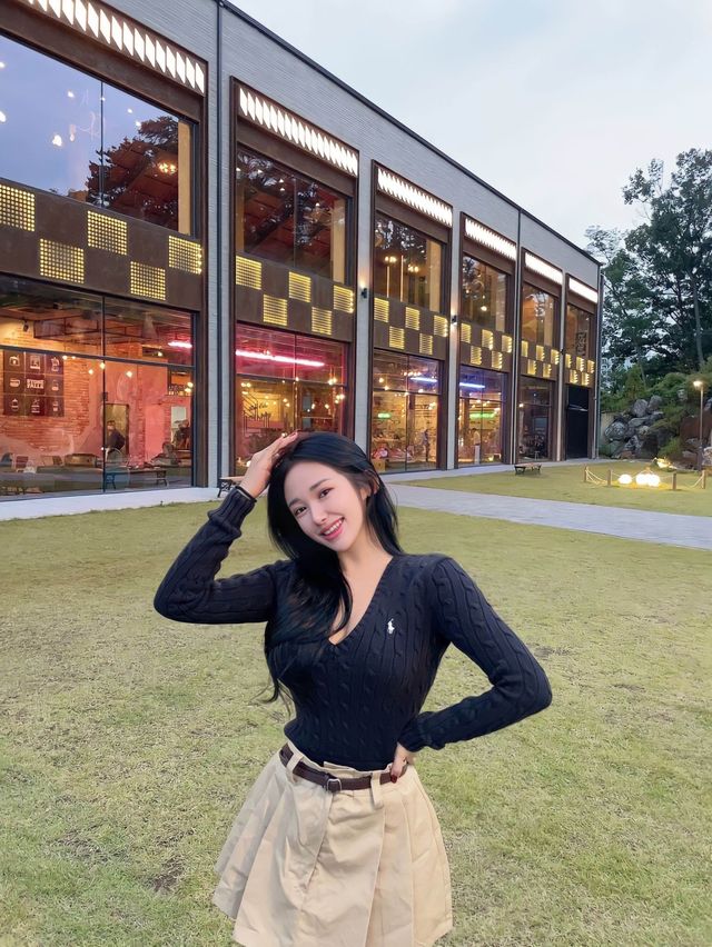 폭포를 품은 청주 창고형대형카페🏞️