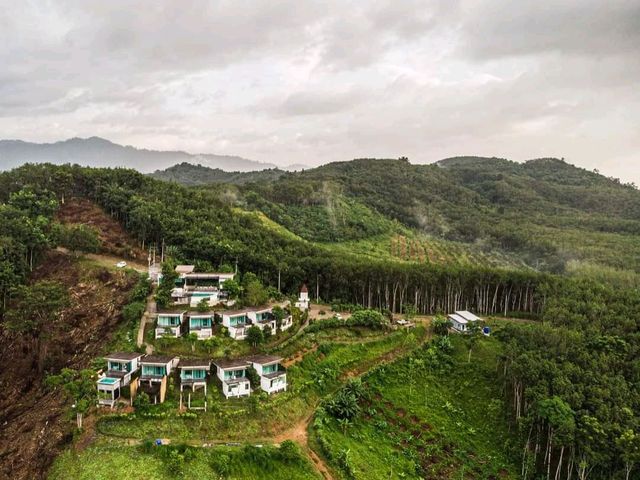 ที่พักเขื่อนเชี่ยวหลาน Caligo Resort สุราษฏร์ธานี