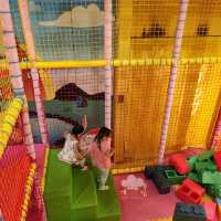 超抵玩室內遊樂場