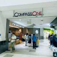 The Coffee Bean & Tea Leaf Kiosk, Compass One