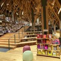高知県　雲の上の図書館