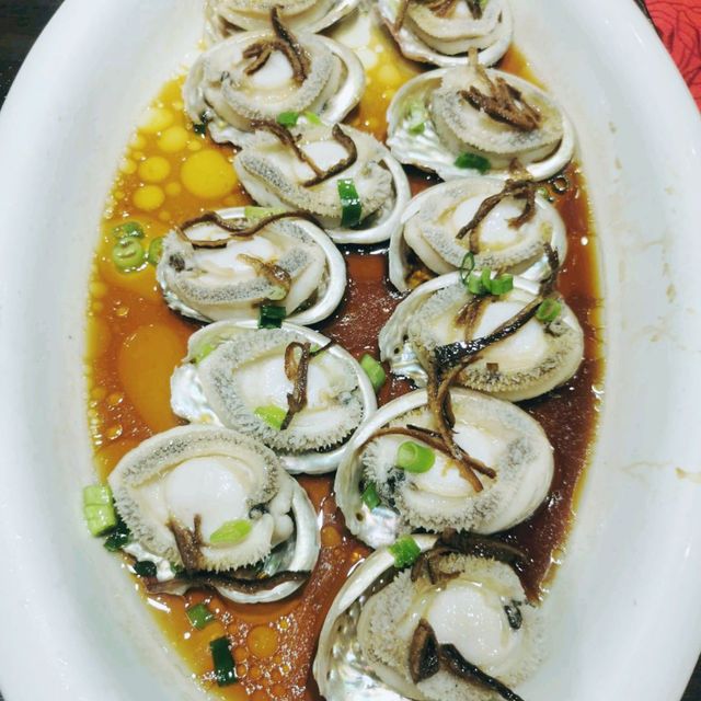 九龍城輝哥火鍋海鮮，鮮美時令美食！