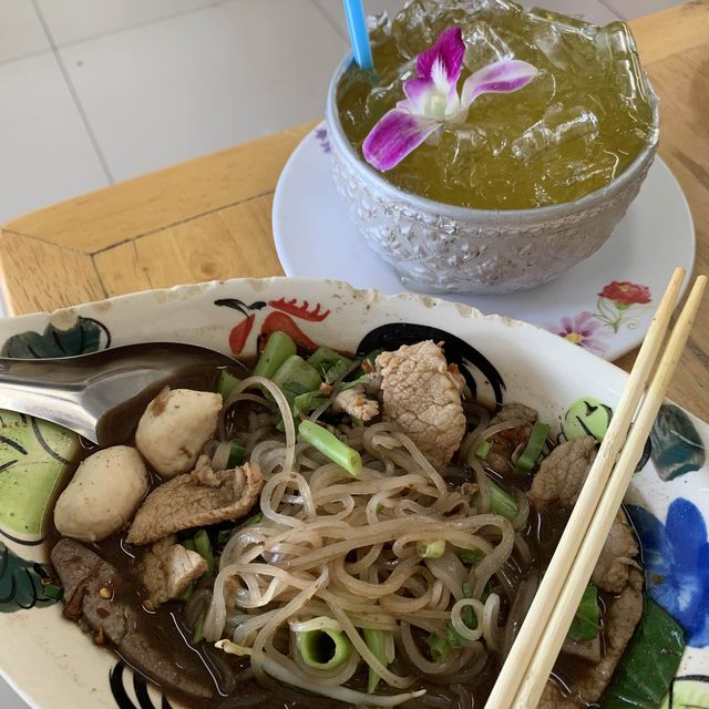 去大城必食的。。。船麵🛶