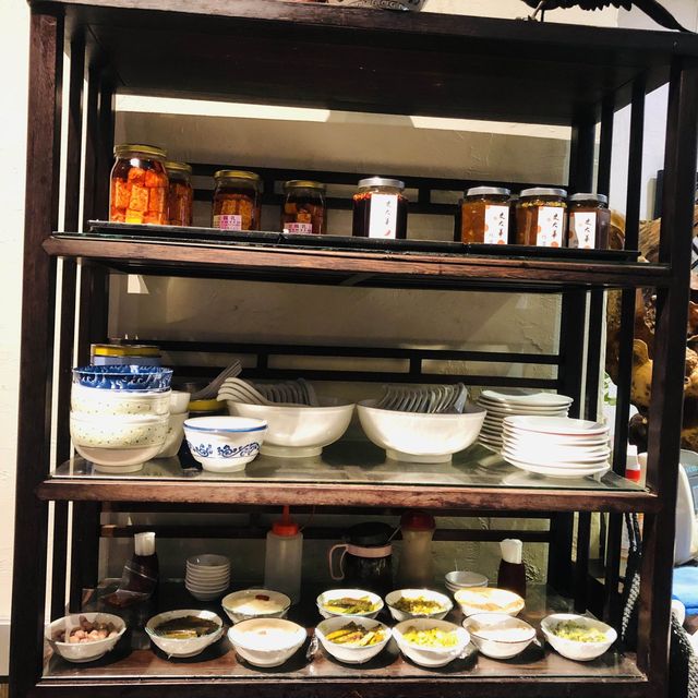 好吃美食報報🐮🥩🍜史大華精緻麵食安和店