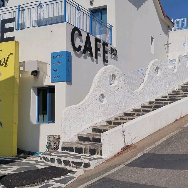 Cafe and Pension in Daebudo