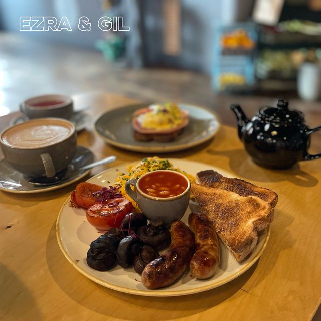 Ezra & Gil 人氣特色咖啡店 必試超豐富早餐