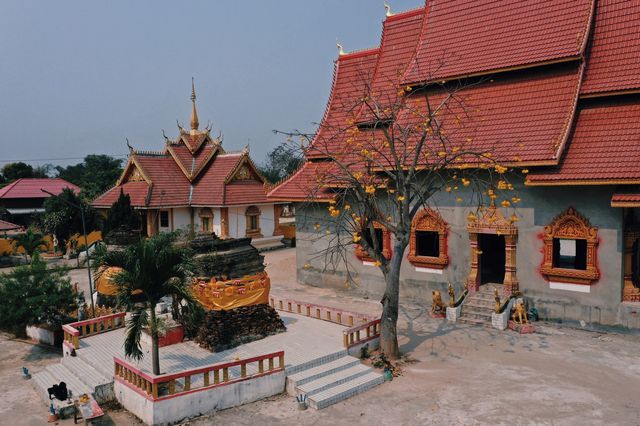 Laos, the lost paradise of Southeast Asia, has beautiful scenery everywhere in the Golden Triangle.