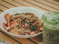 คาเฟ่ที่สายแคมป์ปิ้งห้ามพลาด 