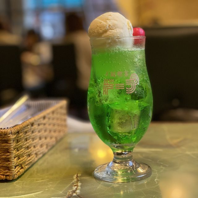 昭和レトロだけど今っぽい 不純喫茶ドープ