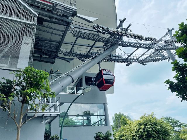 Cable car fun on Sentosa Island Singapore