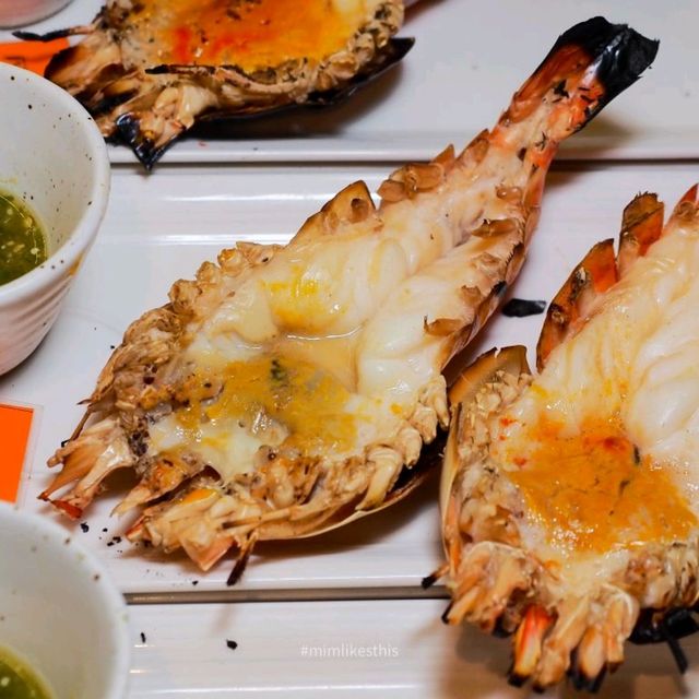 บุฟเฟ่ต์กุ้งแม่น้ำ