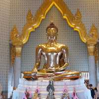 วัดไตรมิตรวิทยารามวรวิหาร 