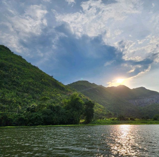 _🛬_Relax Raft กาญจนบุรี_🚤_ 