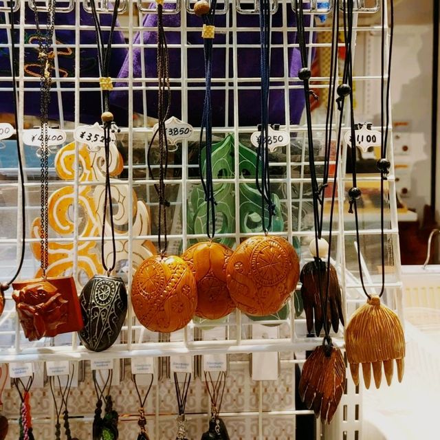 アイヌ文化にふれられるお土産店