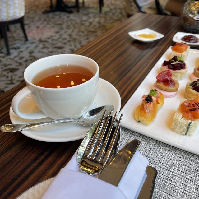 High-Tea moment at Brasserie Les Saveurs