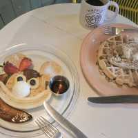 WAFFLE COFFEE
