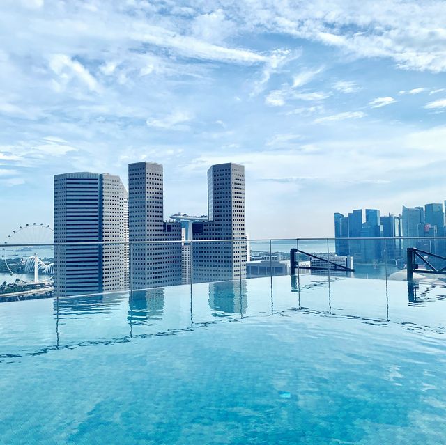 Andaz Infinity Pool