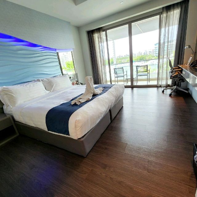 Fantastic Marina view Staycation 