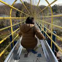 公園のテーマパークこどもの国
