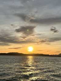 Catch the Sunset on the Yacht! 