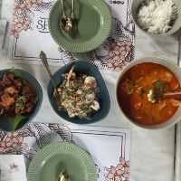 ร้านอาหารไทย สไตล์เพชรบุรี ในเมืองกรุง