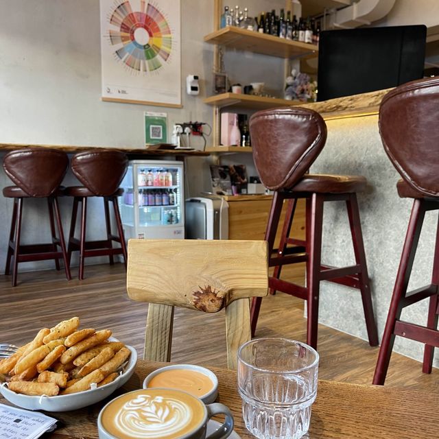 九龍市區玩足一日,有遊樂場/園林公園/歷史遺跡/特色cafe，仲可以有單車俓踏單車😍 