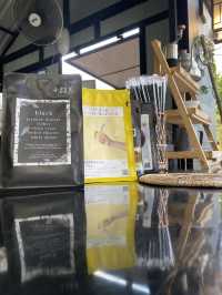 yee slowbar คาเฟ่ชิลเมืองยี่งอ