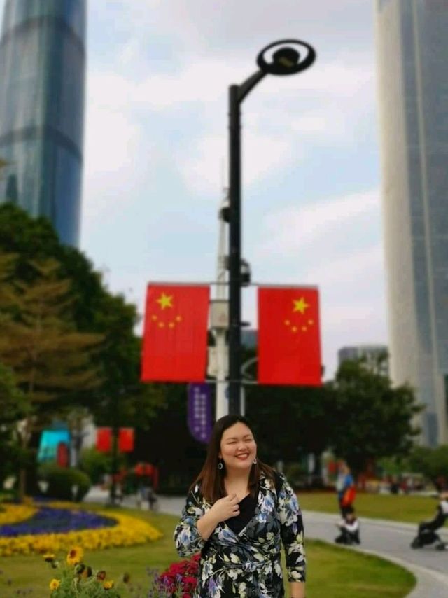 Having fun at Huacheng Square